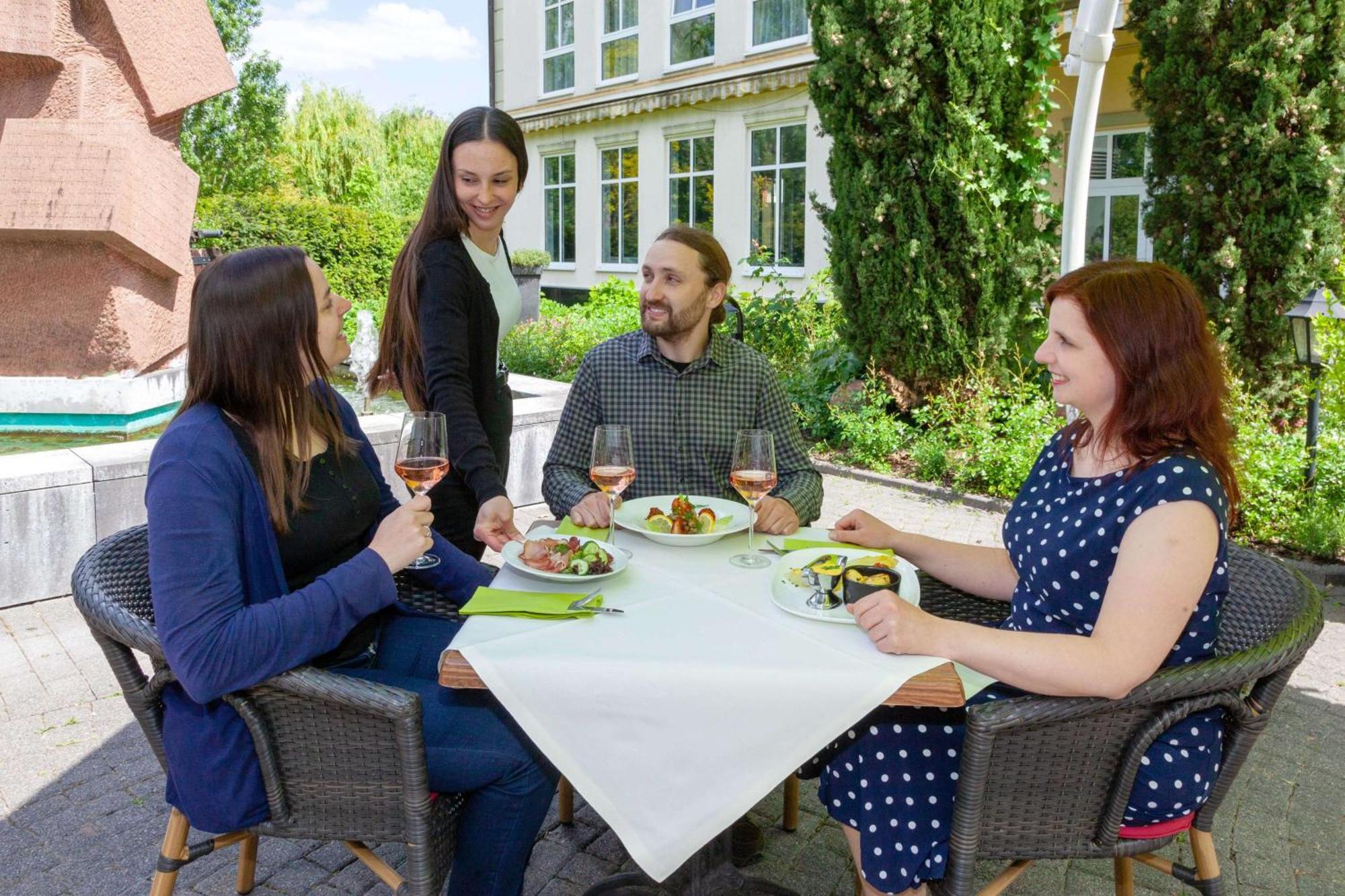 Best Western Wein- Und Parkhotel Ниерщайн Екстериор снимка